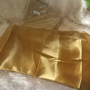 Gold satin table runners